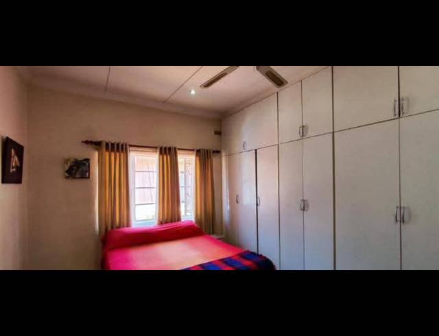 5 BEDROOM HOUSE FOR SALE IN LAMBTON